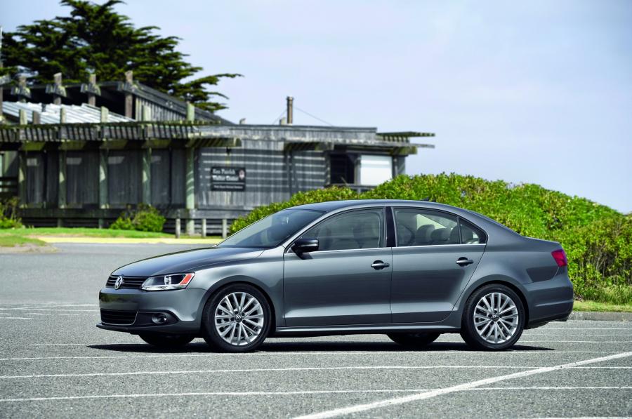  Volkswagen Jetta 2011 года  (фото 9 из 139)